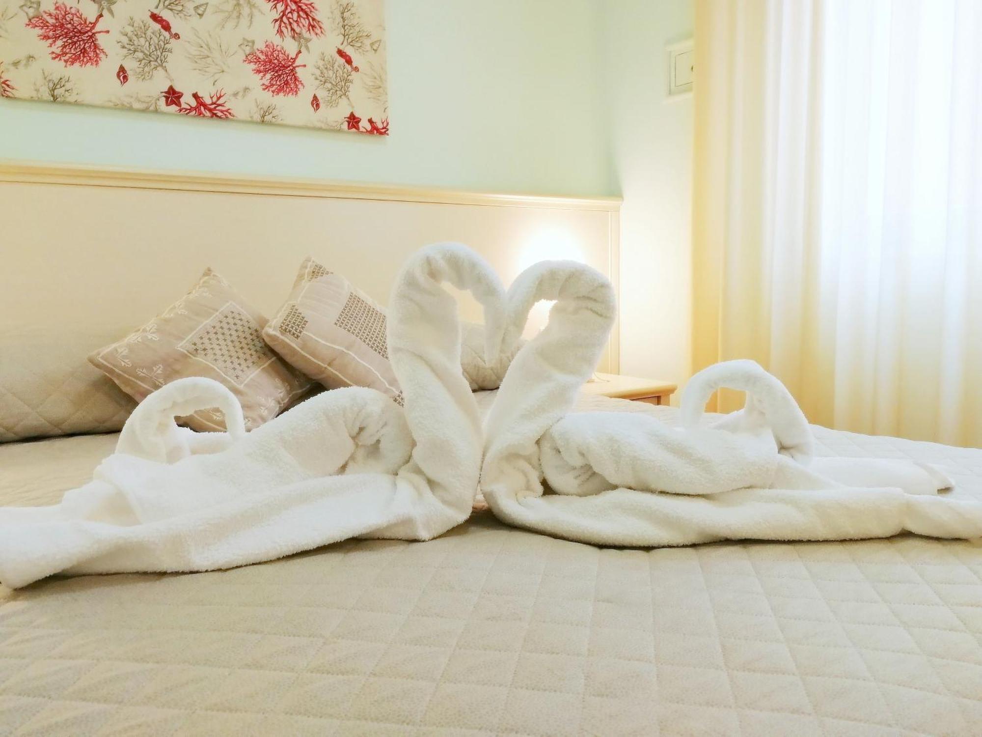 Hotel Atmosfere Beach Cesenatico Zewnętrze zdjęcie