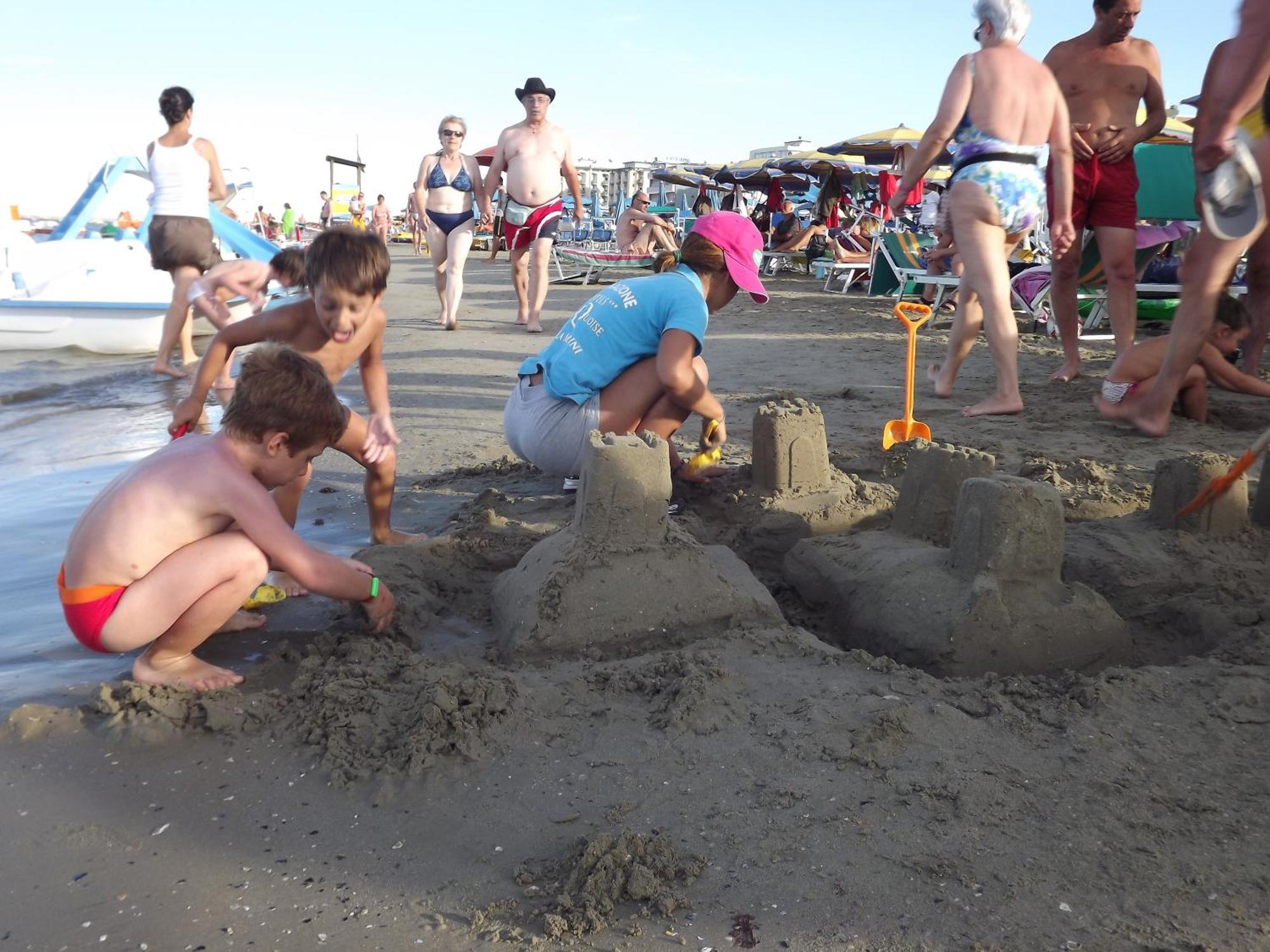Hotel Atmosfere Beach Cesenatico Zewnętrze zdjęcie
